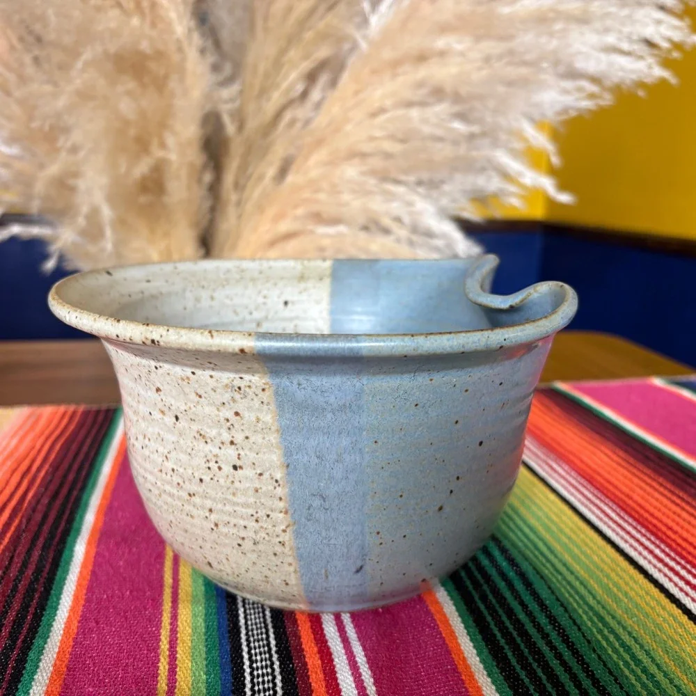 Studio Pottery Batter Bowl Blue Cream Speckled Glaze Stoneware Mixing Spout 7in